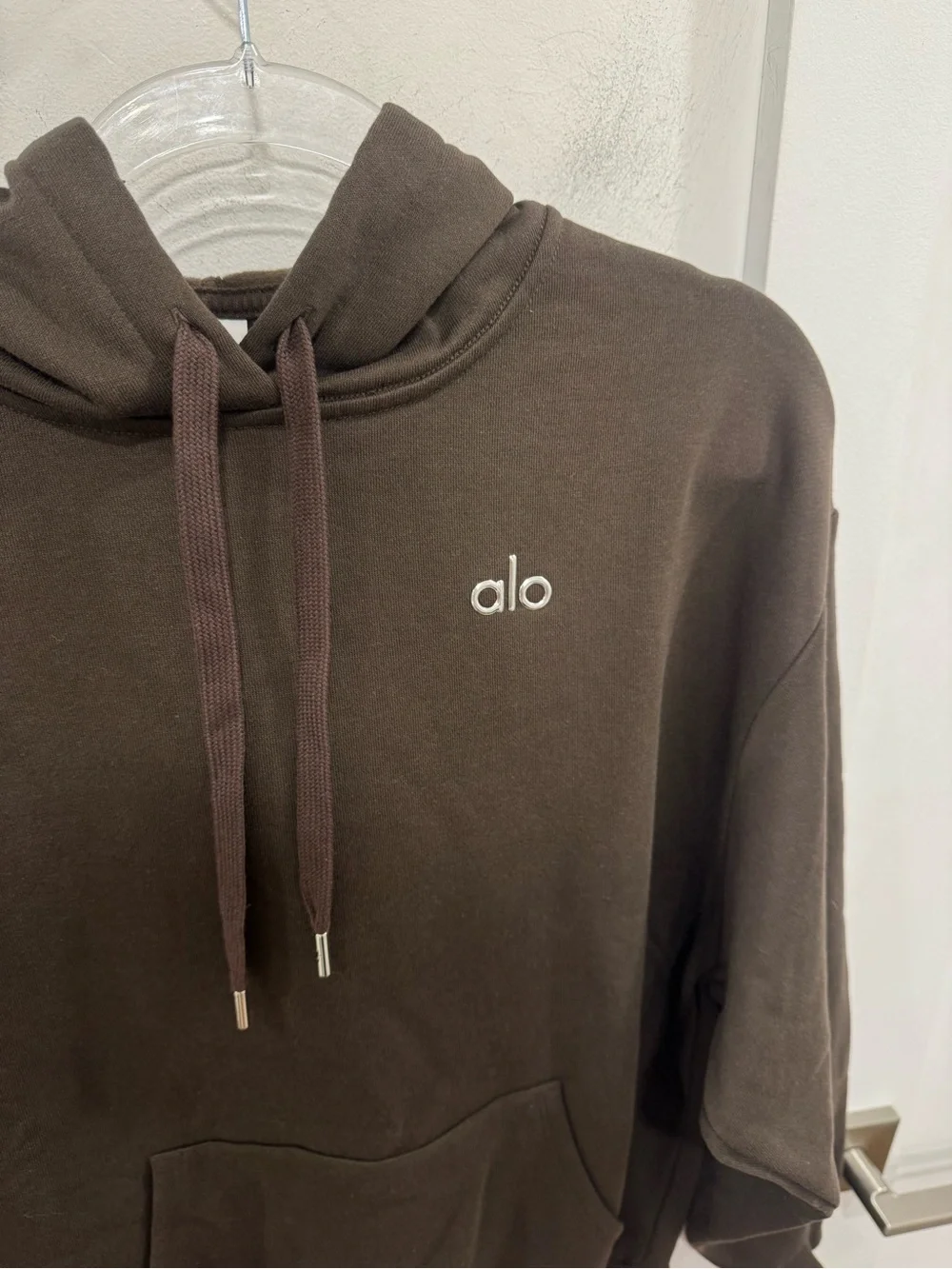 ALO Yoga Accolade Hoodie- Espresso